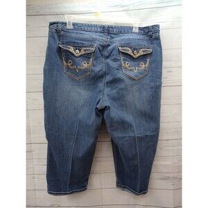 Cato Blue Capri Jeans Denim Women Sz 22W Flap Pockets
